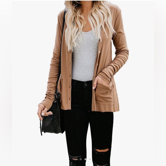 Women’s Button up Cardigan with Pockets - Picture 2 of 6